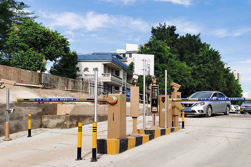 東莞市麻石路東莞市第八人民醫(yī)院停車場案例